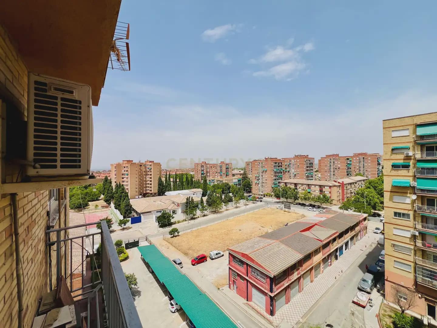 3 camera da letto Appartamento da affittare in Granada citta - 900 € (Rif: 9973999)