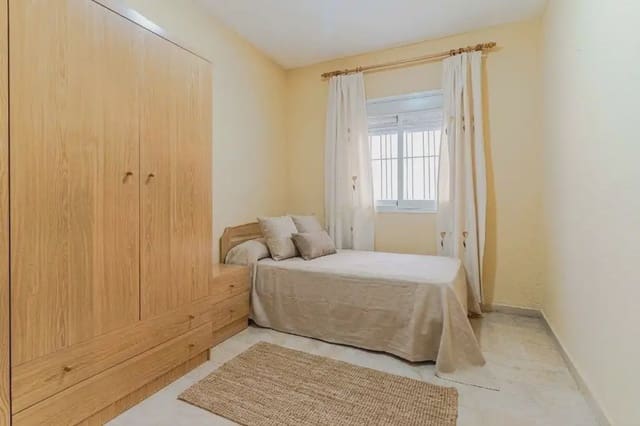 3 slaapkamer Flat te koop in Zaidin, Granada stad - € 170.000 (Ref: 9975973)