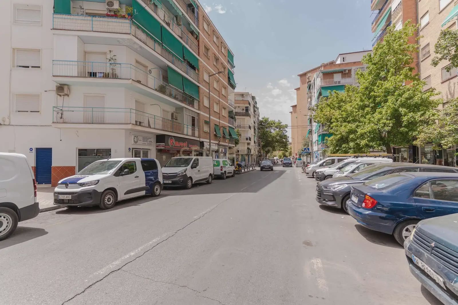3 slaapkamer Flat te koop in Granada stad - € 170.000 (Ref: 9975973)