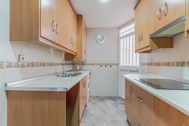 3 slaapkamer Flat te koop in Zaidin, Granada stad - € 170.000 (Ref: 9975973)