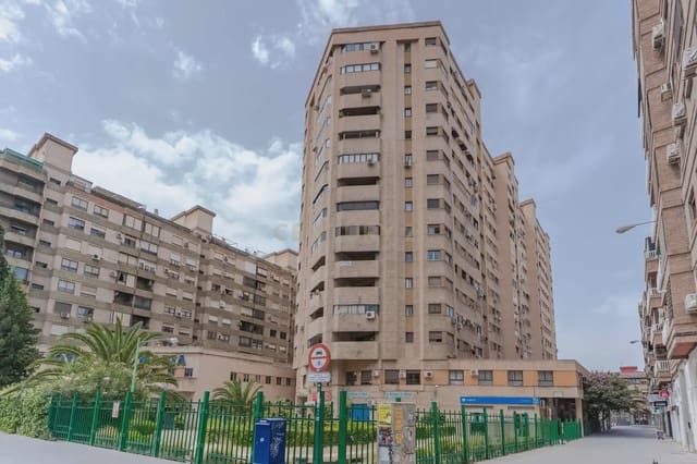 4 soveværelse Lejlighed til salg i Camino de Ronda - Rosaleda, Granada by - € 495.000 (Ref: 9983927)