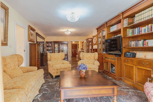 4 soveværelse Lejlighed til salg i Camino de Ronda - Rosaleda, Granada by - € 495.000 (Ref: 9983927)