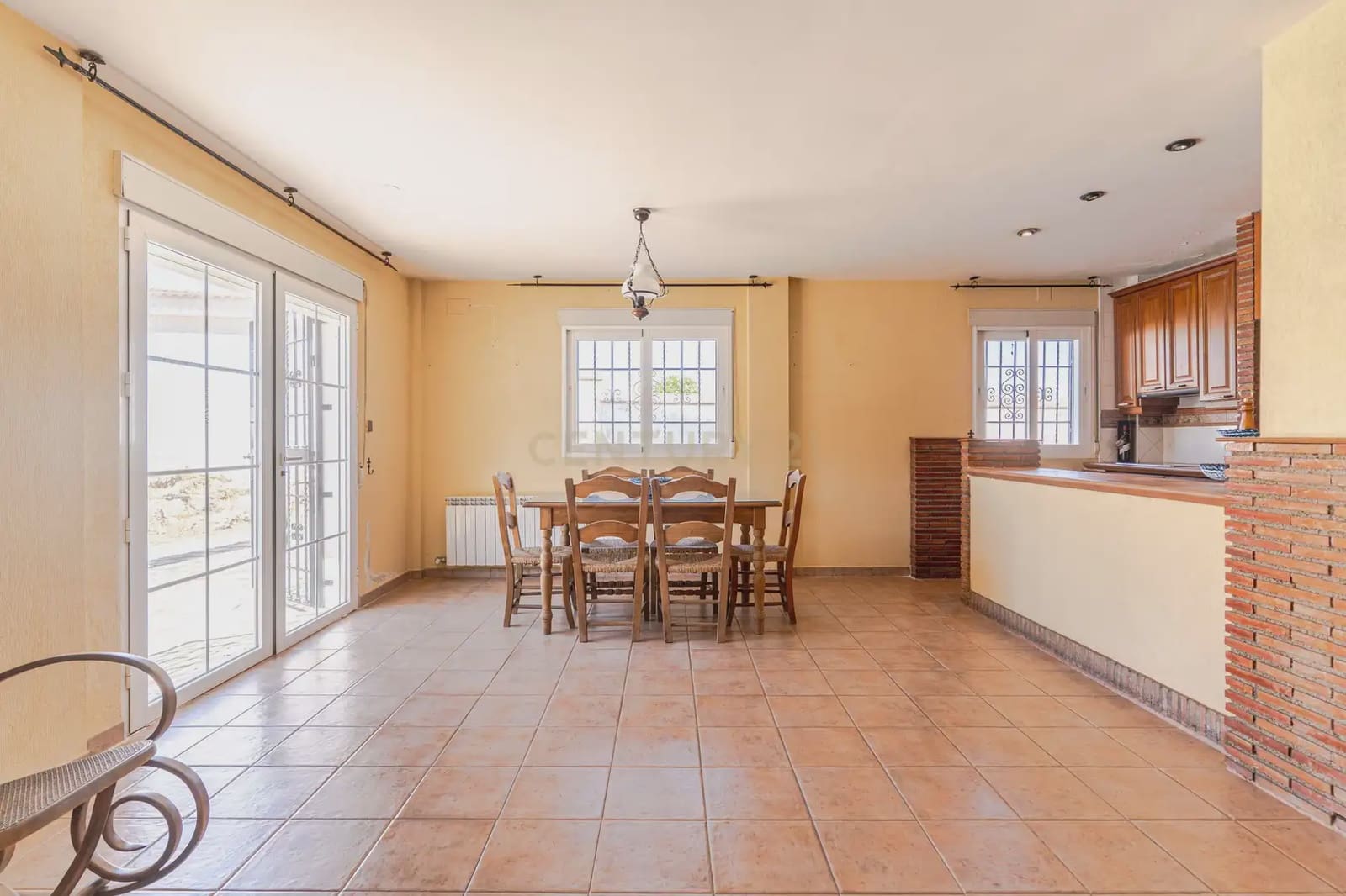 3 slaapkamer Villa te koop in Alfacar met zwembad garage - € 339.000 (Ref: 9984240)
