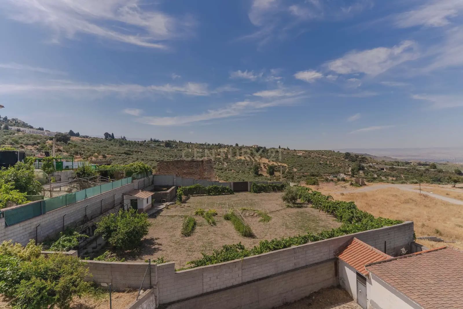 3 slaapkamer Villa te koop in Alfacar met zwembad garage - € 339.000 (Ref: 9984240)