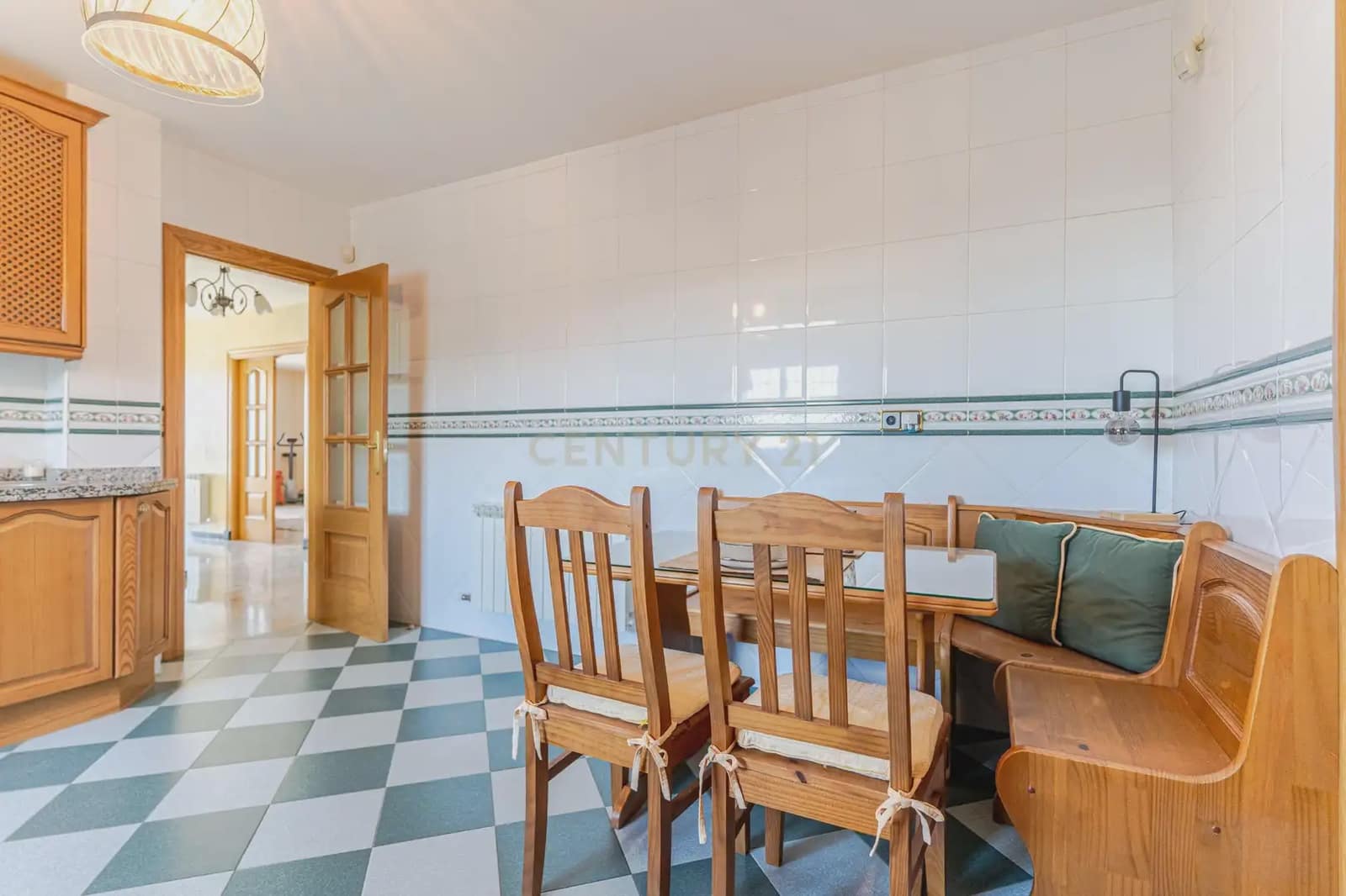 3 slaapkamer Villa te koop in Alfacar met zwembad garage - € 339.000 (Ref: 9984240)