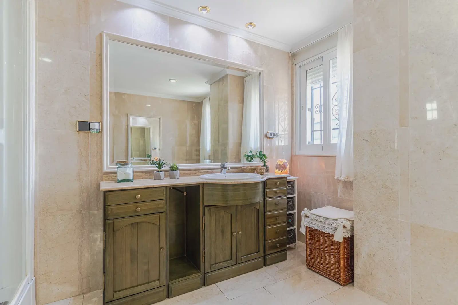 3 slaapkamer Villa te koop in Alfacar met zwembad garage - € 339.000 (Ref: 9984240)