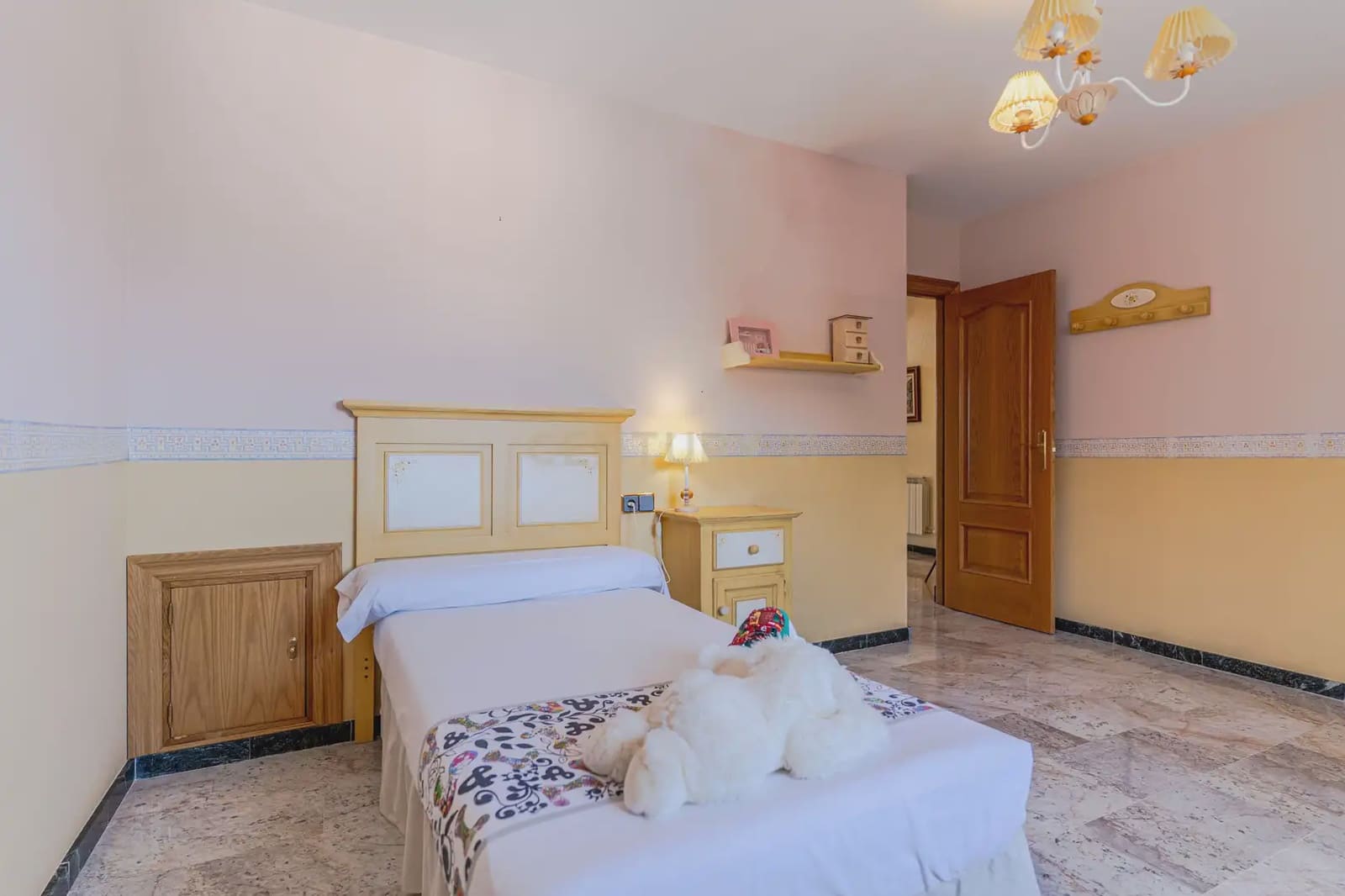 3 slaapkamer Villa te koop in Alfacar met zwembad garage - € 339.000 (Ref: 9984240)