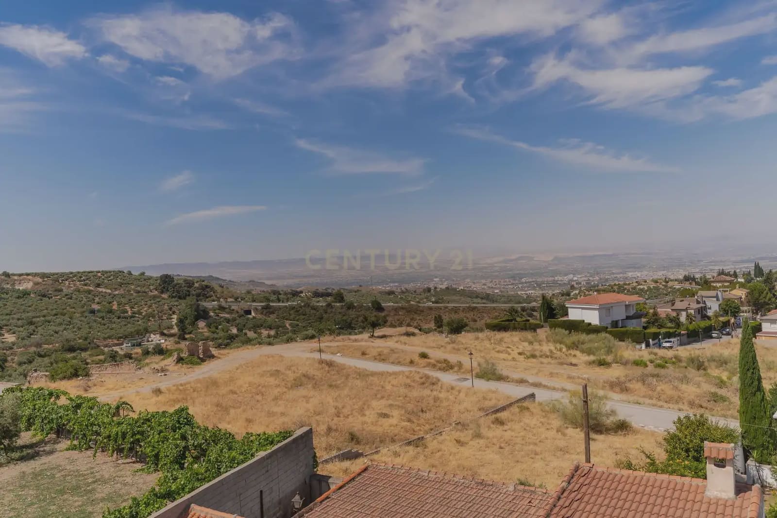 3 slaapkamer Villa te koop in Alfacar met zwembad garage - € 339.000 (Ref: 9984240)