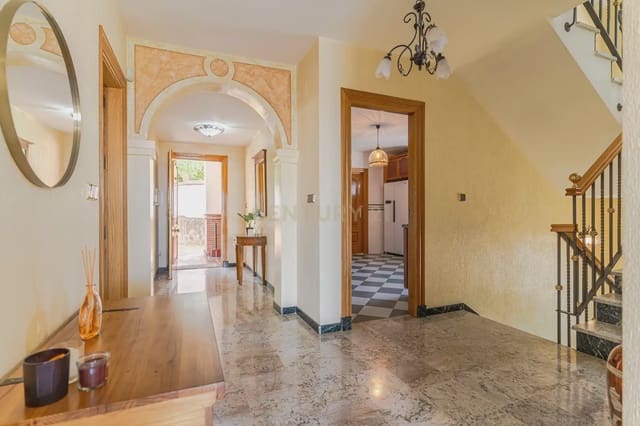 3 slaapkamer Villa te koop in Alfacar met zwembad garage - € 339.000 (Ref: 9984240)