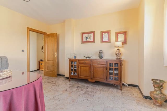 3 slaapkamer Villa te koop in Alfacar met zwembad garage - € 339.000 (Ref: 9984240)