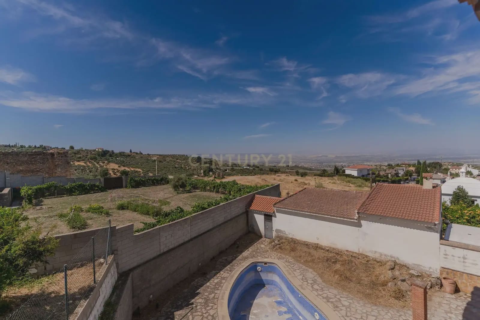 3 slaapkamer Villa te koop in Alfacar met zwembad garage - € 339.000 (Ref: 9984240)
