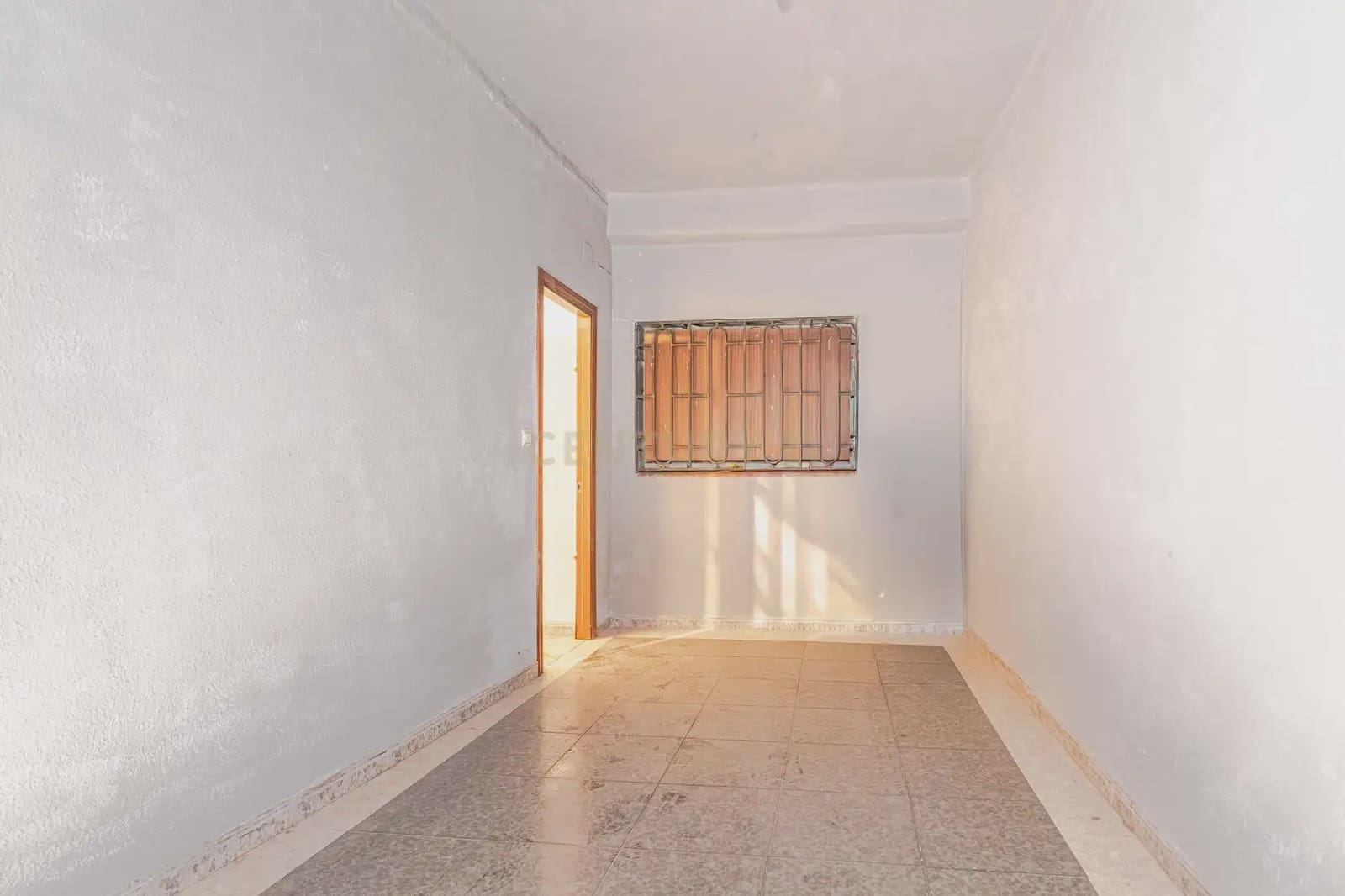 Villa/Maison à vendre à Grenade ville - 340 000 € (Ref: 9984366)