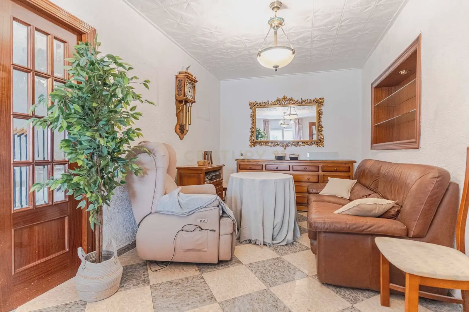 Villa/Maison à vendre à Grenade ville - 340 000 € (Ref: 9984366)
