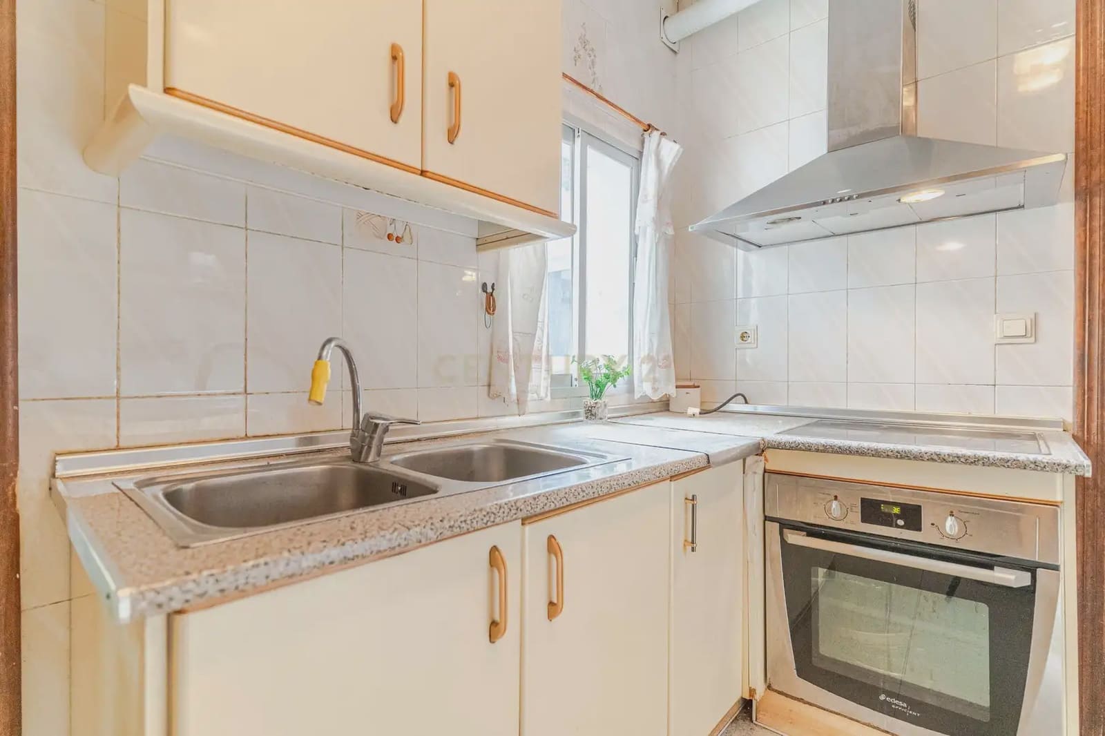 Villa/Maison à vendre à Grenade ville - 340 000 € (Ref: 9984366)