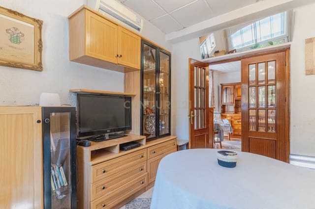 Villa/Maison à vendre à San Francisco Javier, Grenade ville - 340 000 € (Ref: 9984366)