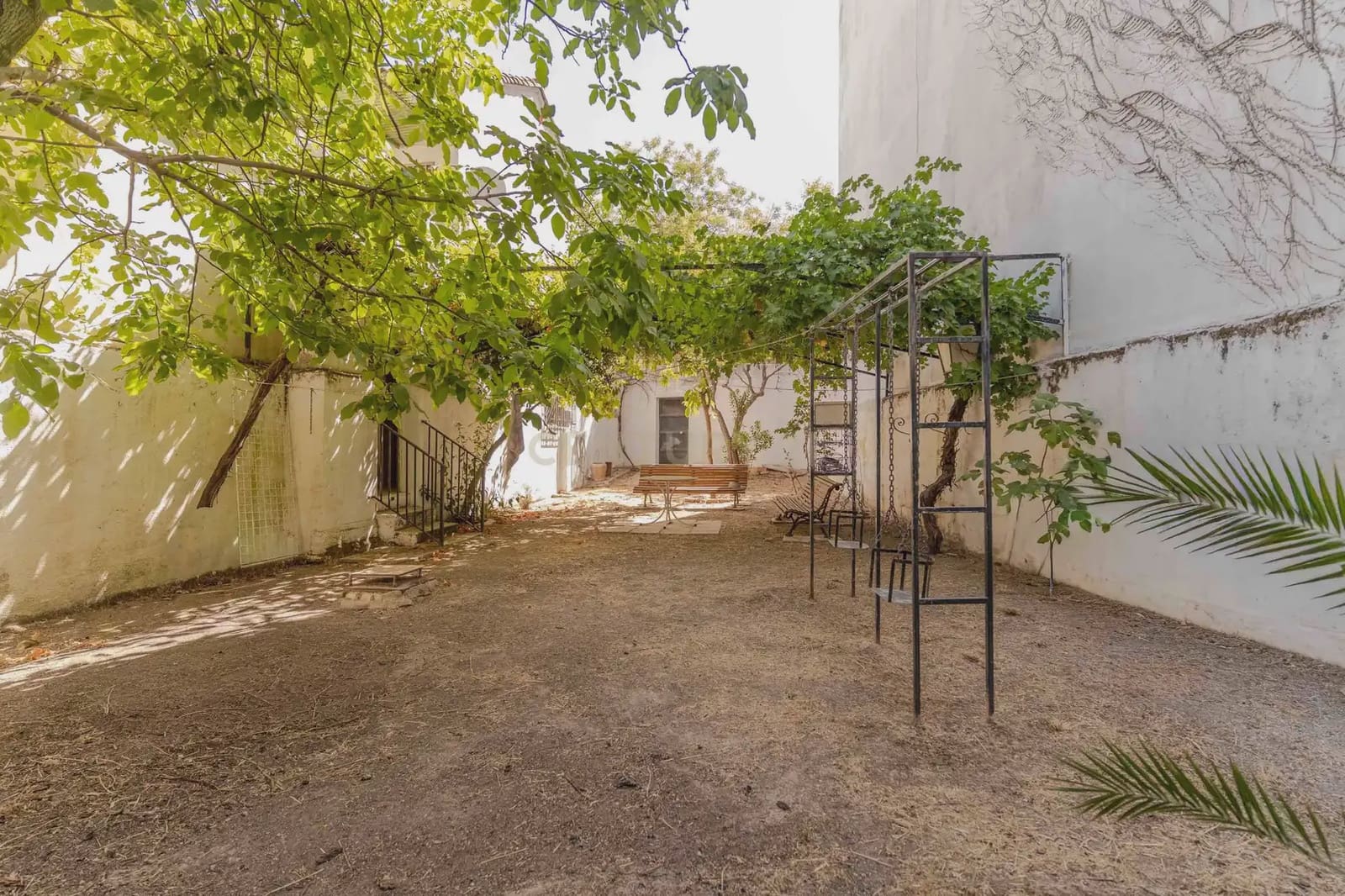 Villa/Maison à vendre à Grenade ville - 340 000 € (Ref: 9984366)