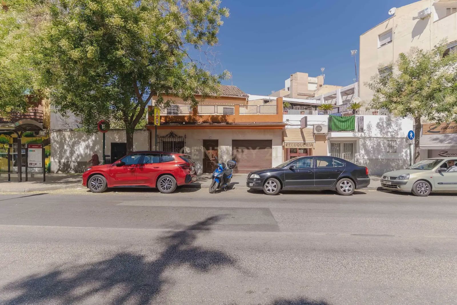 Villa/Maison à vendre à Grenade ville - 340 000 € (Ref: 9984366)