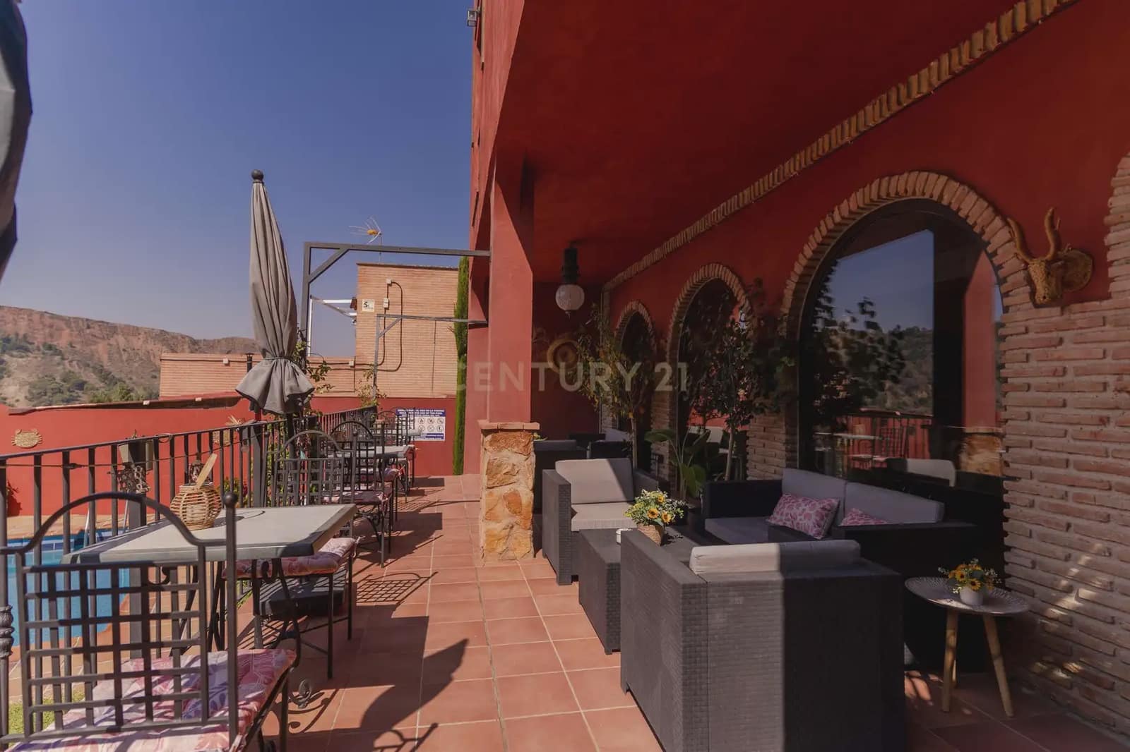 15 slaapkamer Hotel te koop in Cenes de la Vega met zwembad - € 1.600.000 (Ref: 9986241)