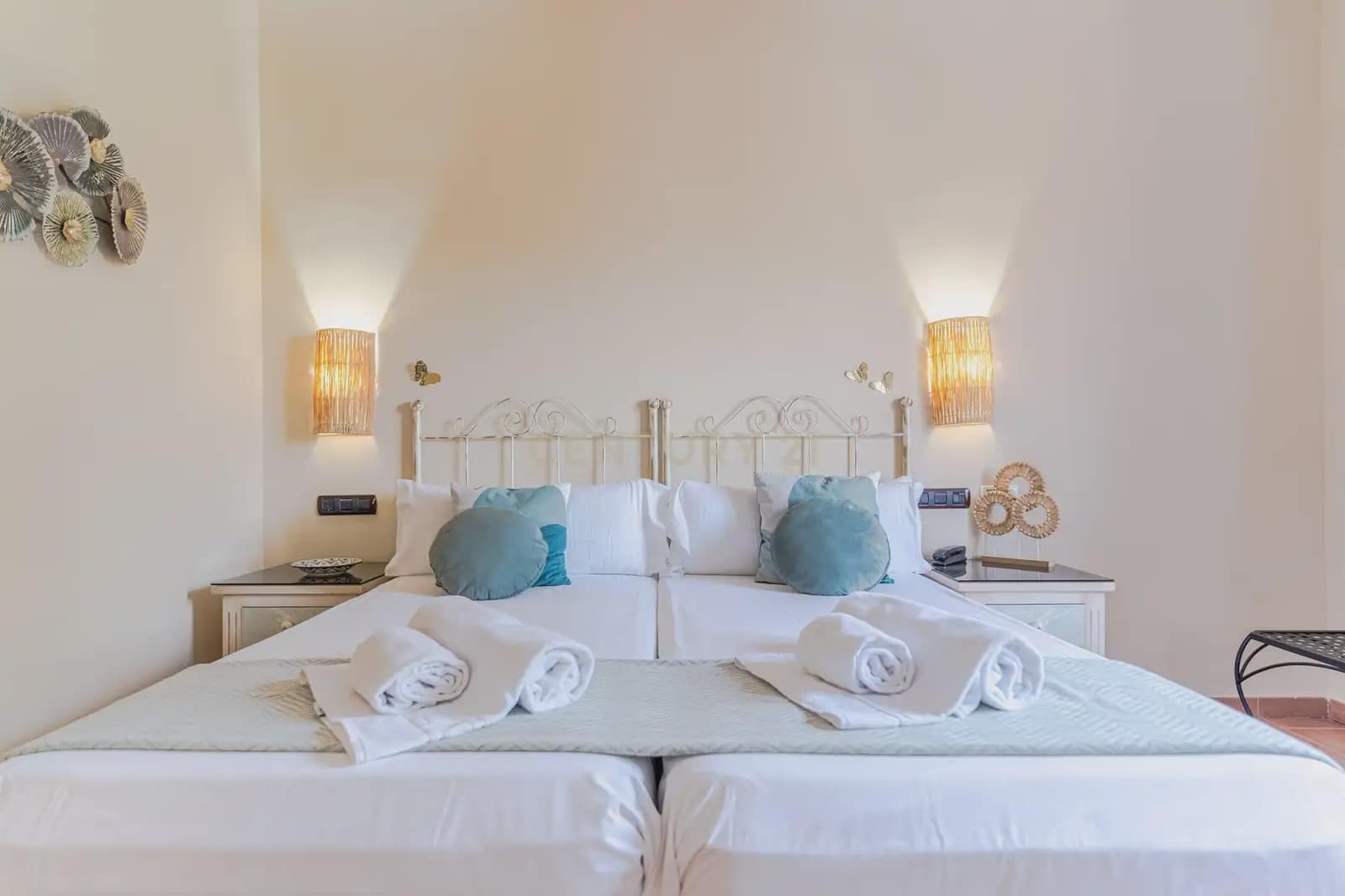 15 slaapkamer Hotel te koop in Cenes de la Vega met zwembad - € 1.600.000 (Ref: 9986241)