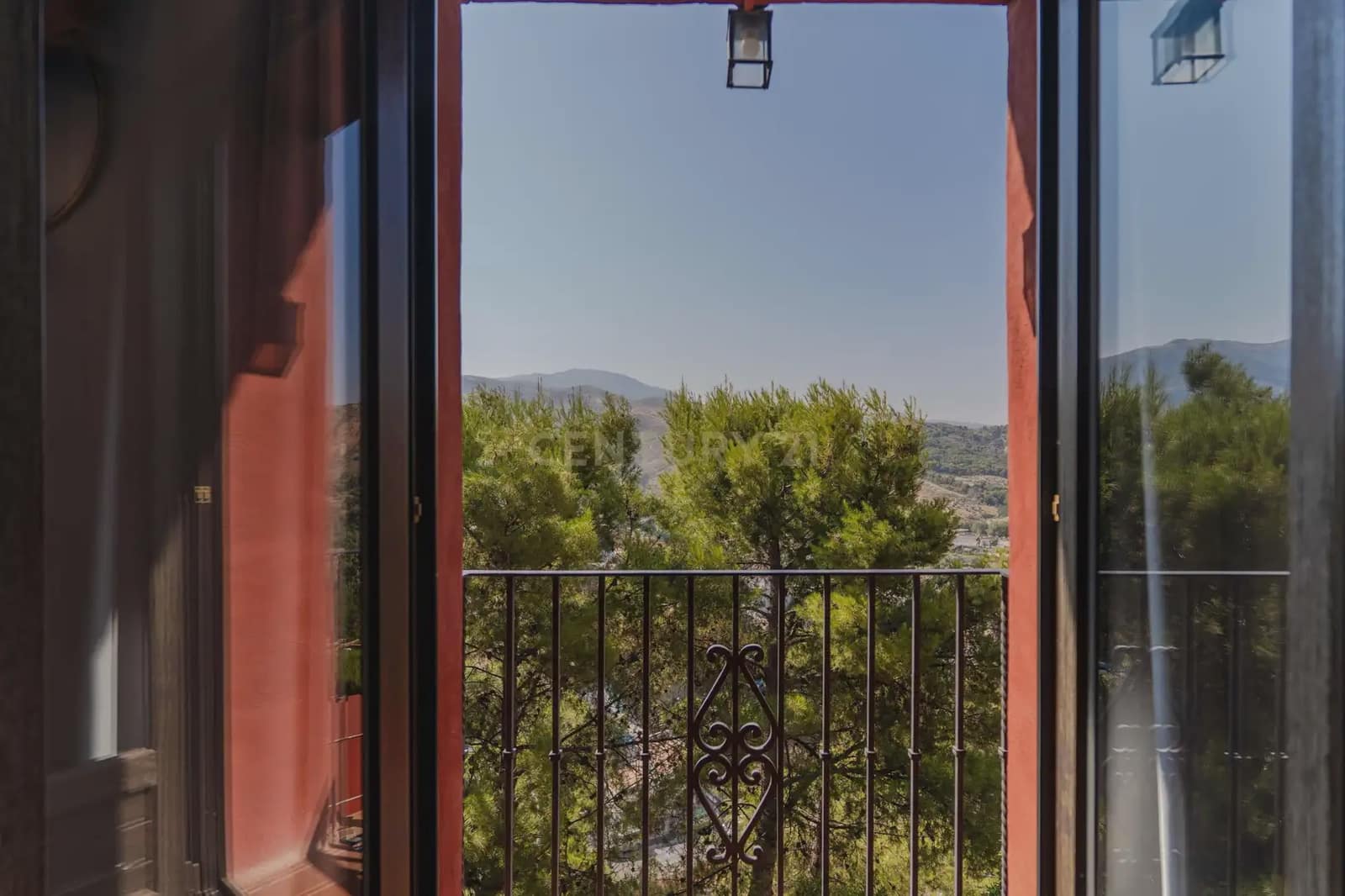 15 slaapkamer Hotel te koop in Cenes de la Vega met zwembad - € 1.600.000 (Ref: 9986241)