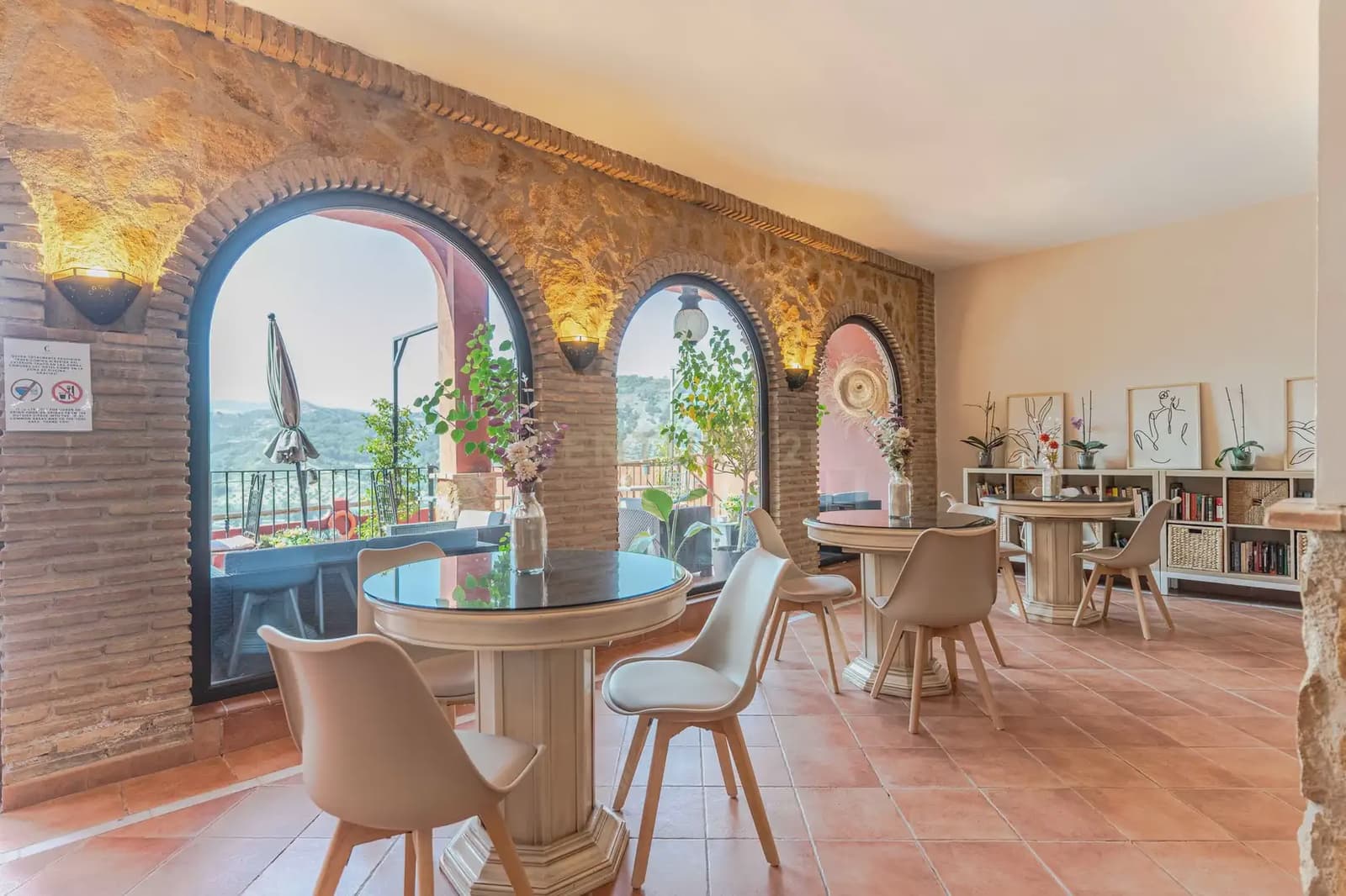 15 slaapkamer Hotel te koop in Cenes de la Vega met zwembad - € 1.600.000 (Ref: 9986241)