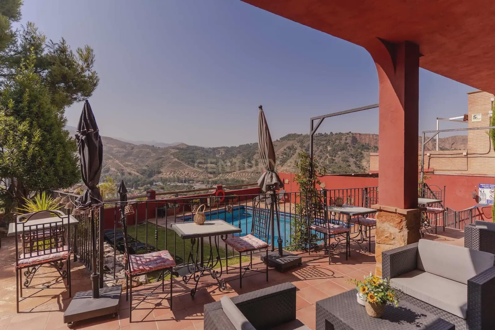 15 slaapkamer Hotel te koop in Cenes de la Vega met zwembad - € 1.600.000 (Ref: 9986241)