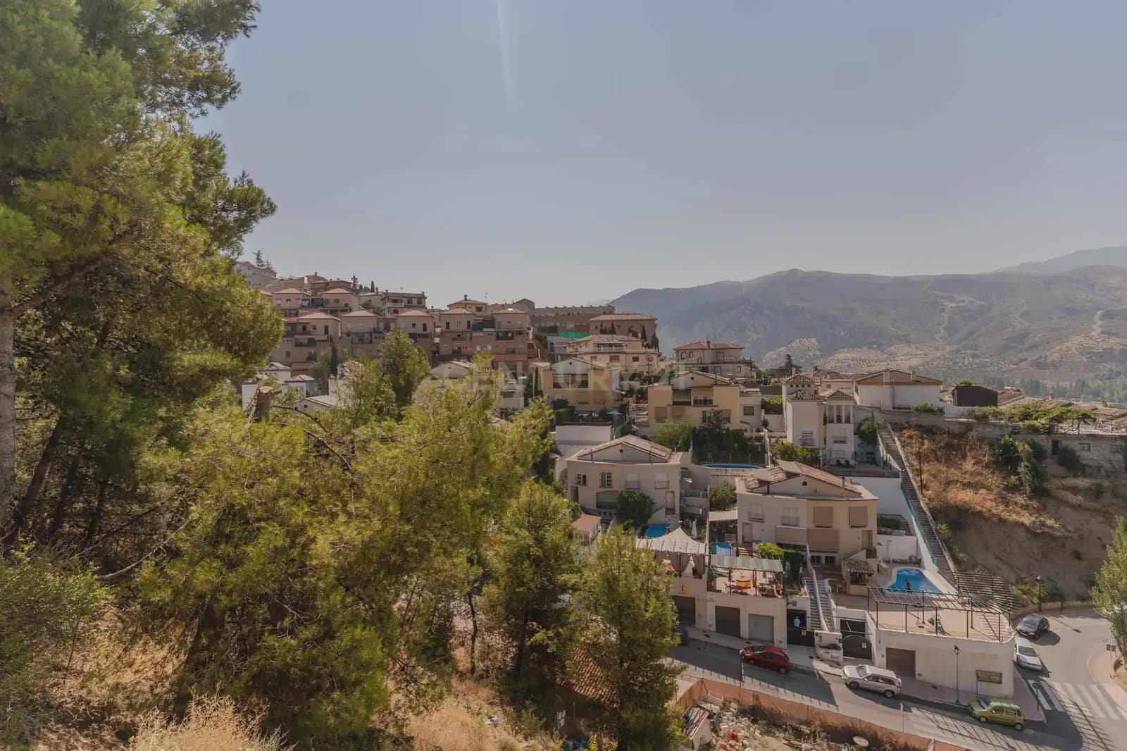 15 slaapkamer Hotel te koop in Cenes de la Vega met zwembad - € 1.600.000 (Ref: 9986241)