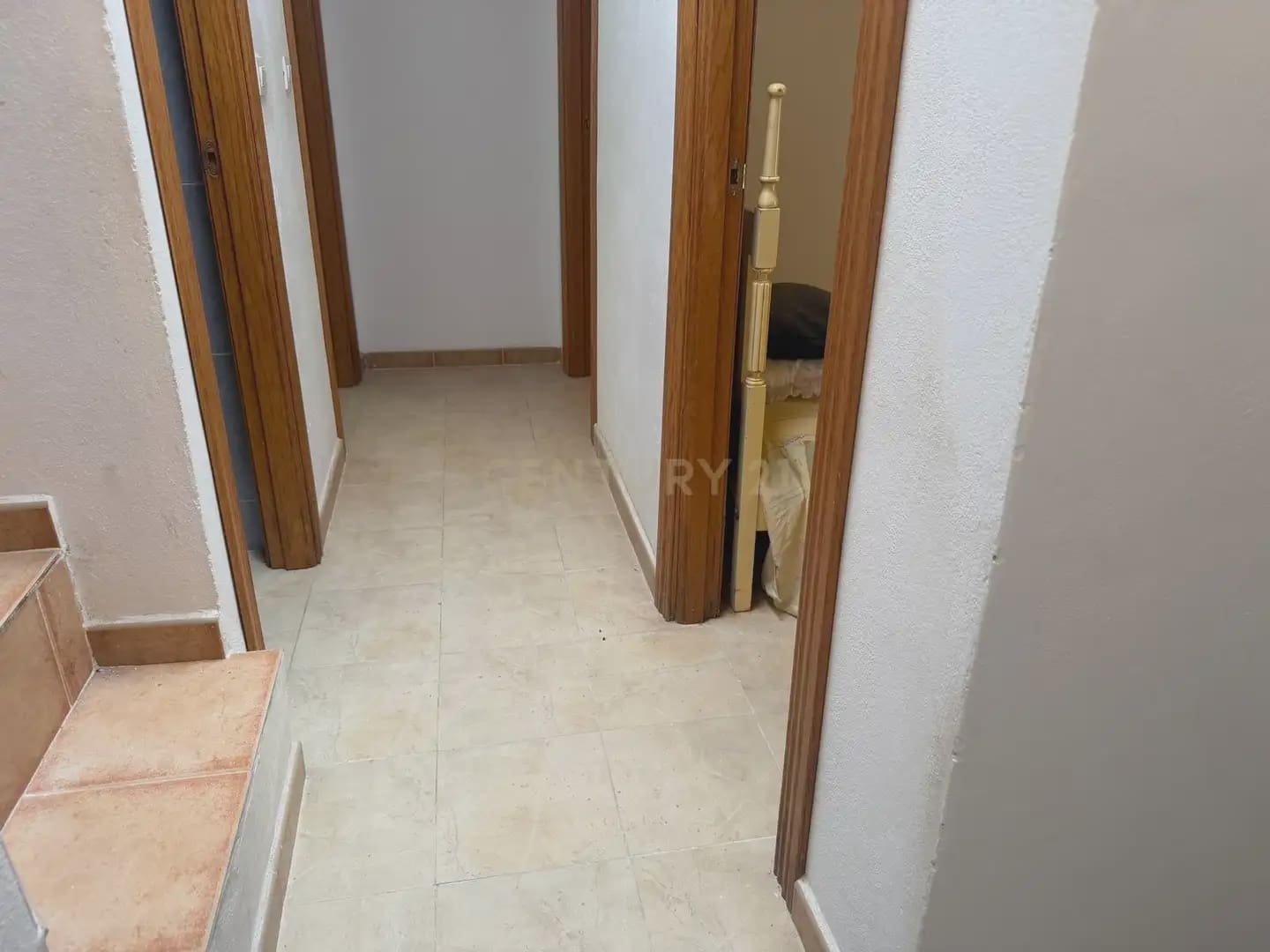 3 makuuhuone Omakotitalo myytävänä paikassa Otivar - 120 000 € (Ref: 9987341)