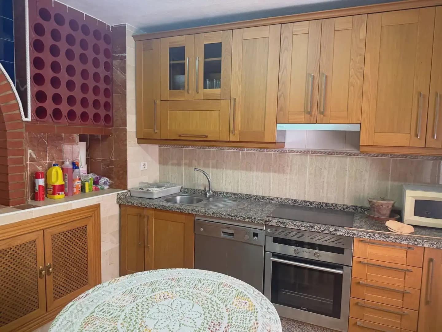 3 makuuhuone Omakotitalo myytävänä paikassa Otivar - 120 000 € (Ref: 9987341)