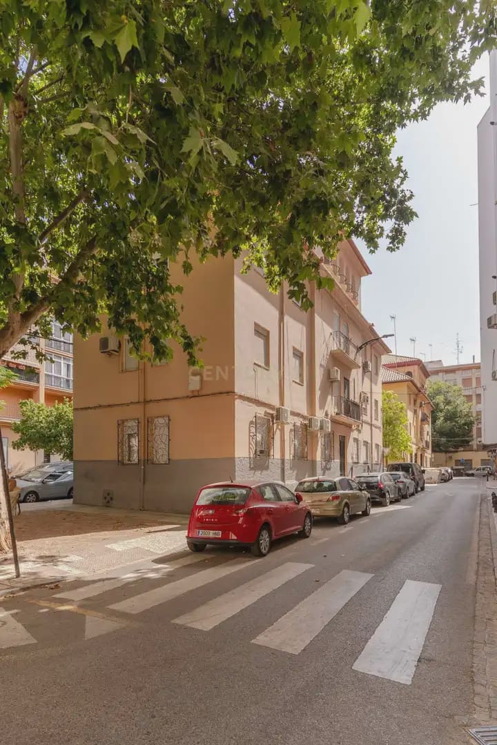 3 bedroom Flat for sale in Granada city - € 199,000 (Ref: 9994676)