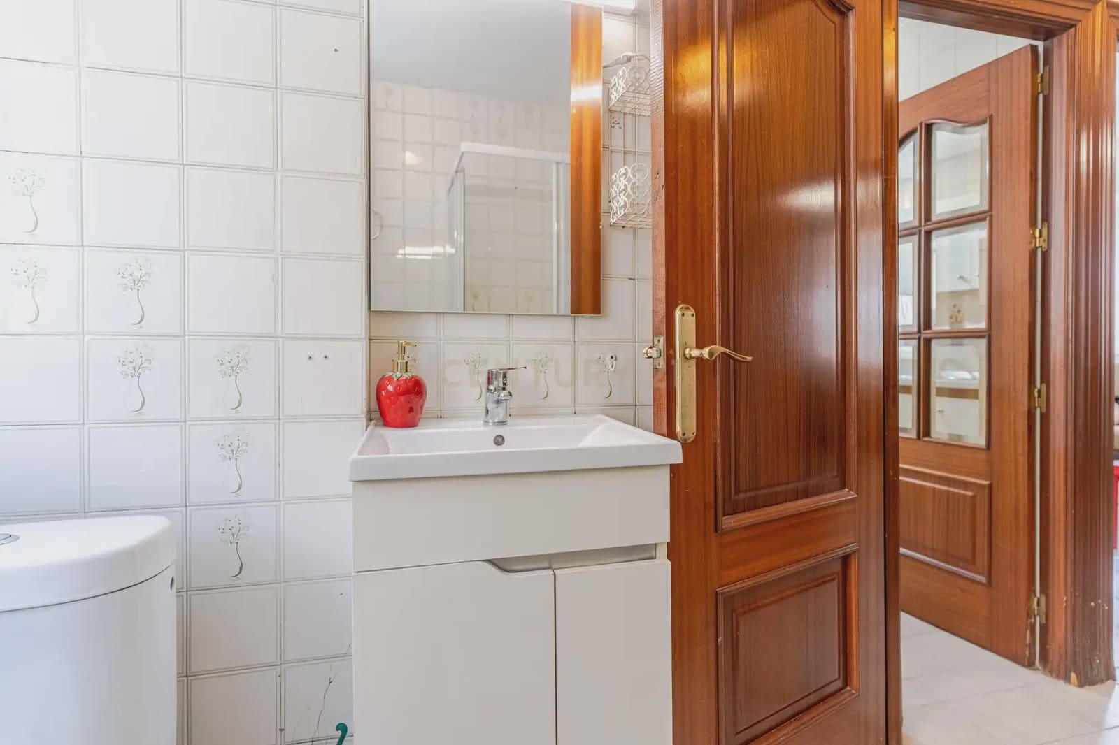 3 bedroom Flat for sale in Granada city - € 199,000 (Ref: 9994676)