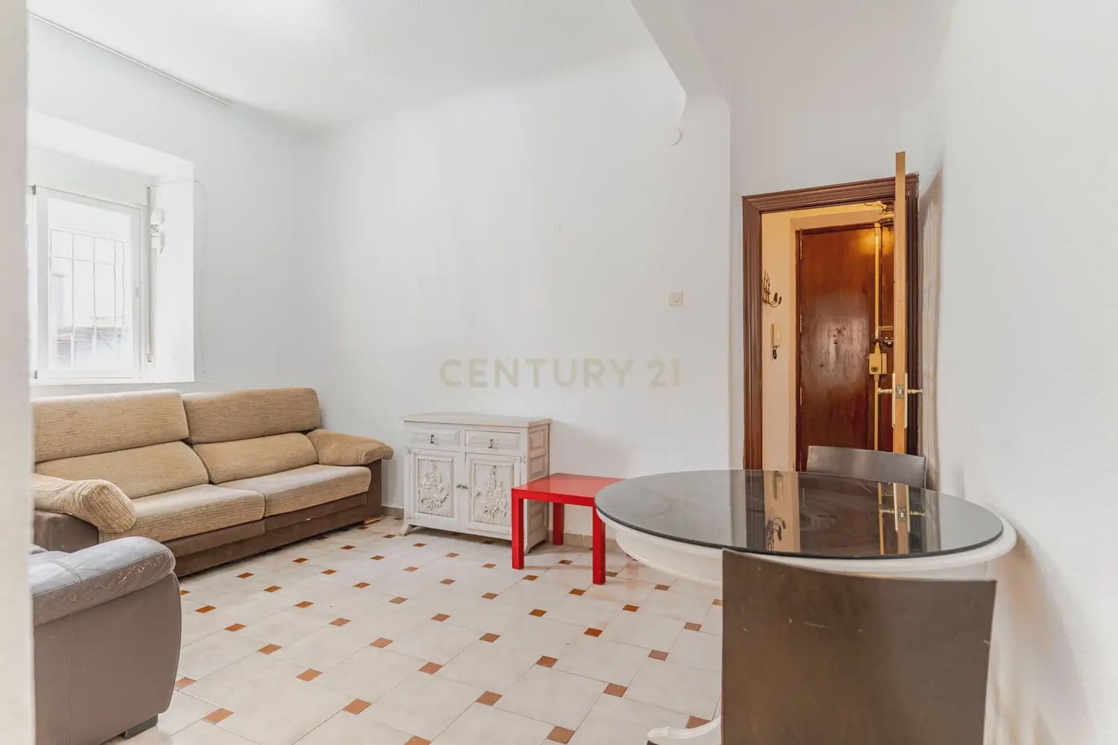 3 bedroom Flat for sale in Granada city - € 199,000 (Ref: 9994676)