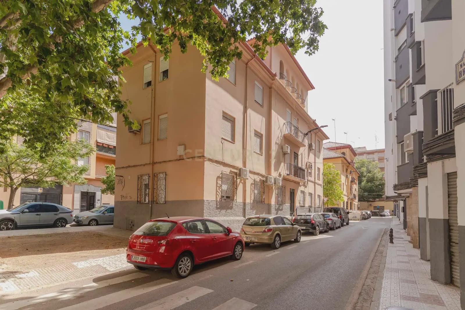 3 bedroom Flat for sale in Granada city - € 199,000 (Ref: 9994676)