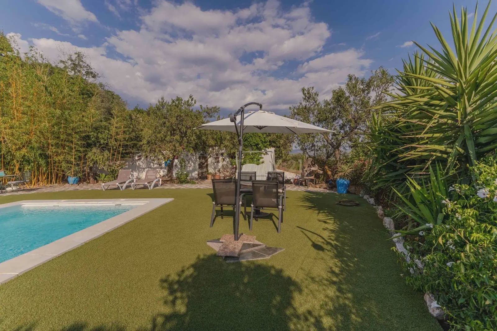2 Zimmer Finca/Landgut zu verkaufen in Lanjaron mit Pool Garage - 1.300.000 € (Ref: 9996537)
