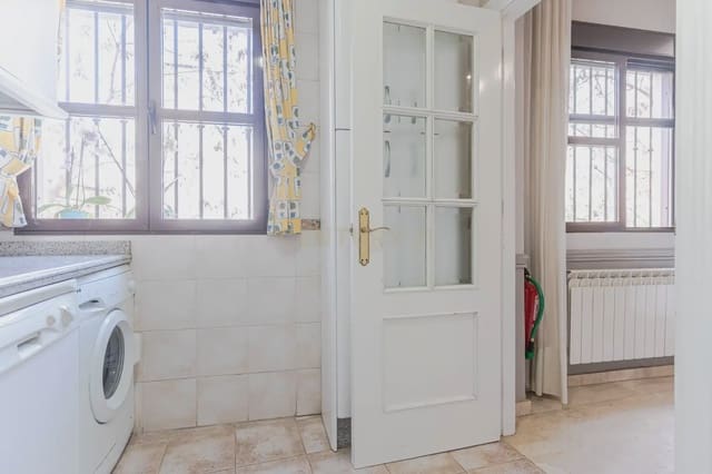 2 makuuhuone Asunto vuokrattavana paikassa Centro - Sagrario, Granada kaupunki - 800 € (Ref: 9997823)