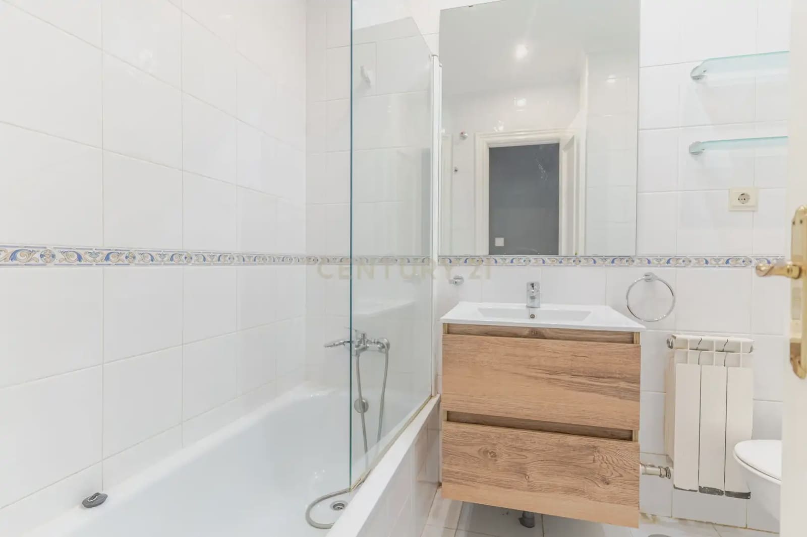 2 Zimmer Wohnung zu vermieten in Granada Stadt - 800 € (Ref: 9997823)