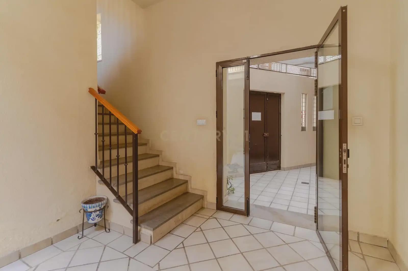 2 Zimmer Wohnung zu vermieten in Granada Stadt - 800 € (Ref: 9997823)