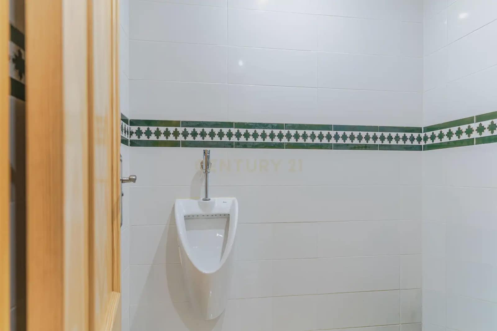 14 sypialnia Hotel na sprzedaż w Motril - 549 900 € (Ref: 9999840)