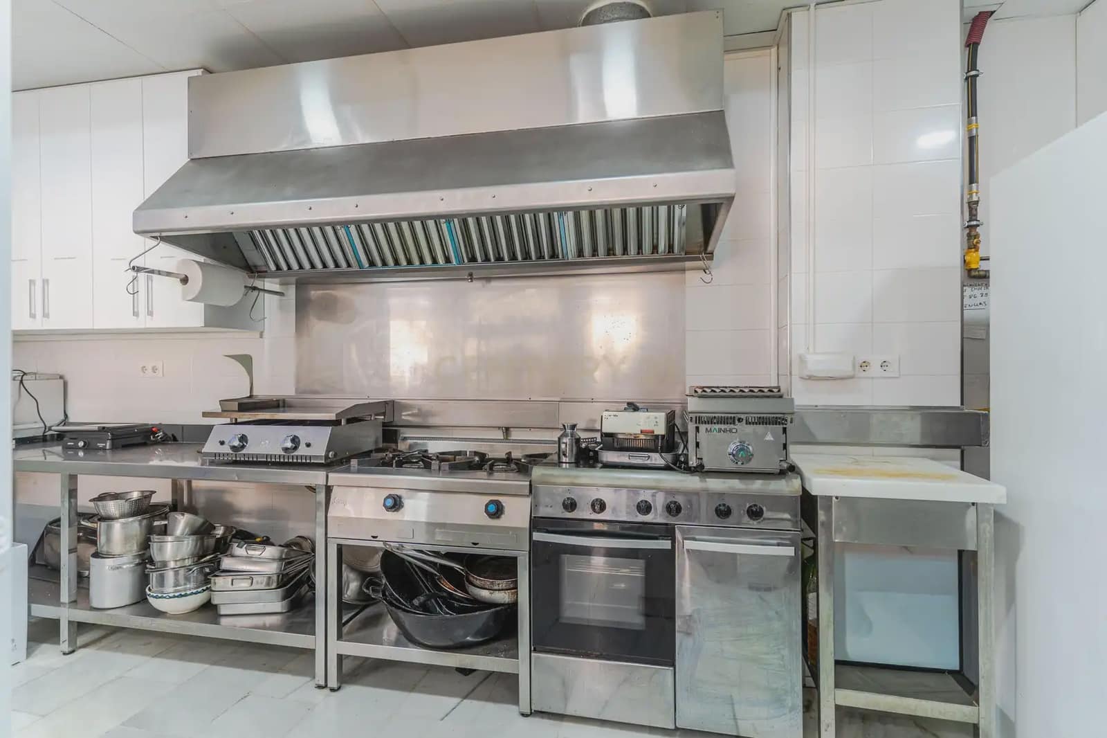 14 sypialnia Hotel na sprzedaż w Motril - 549 900 € (Ref: 9999840)