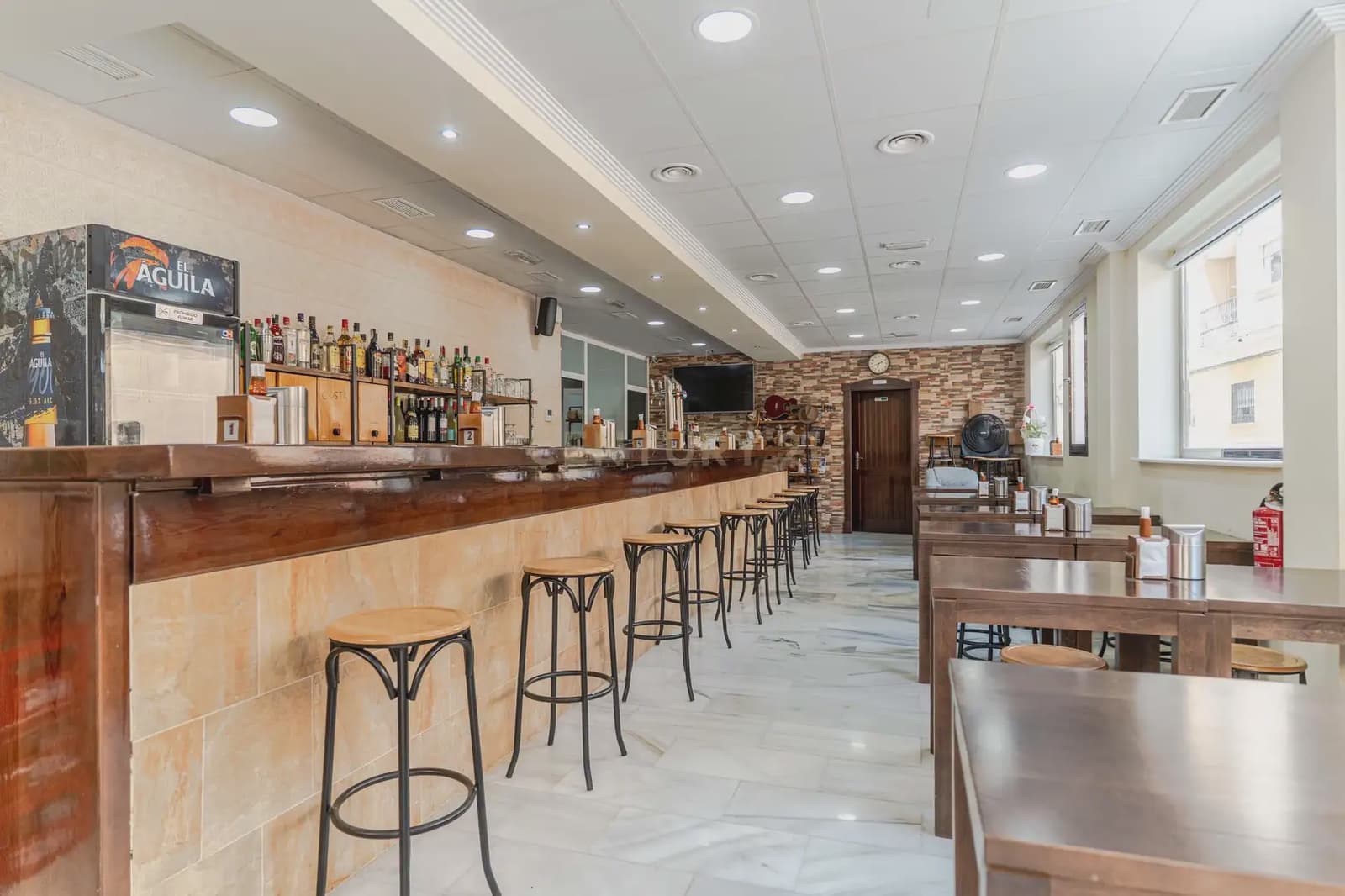 14 sypialnia Hotel na sprzedaż w Motril - 549 900 € (Ref: 9999840)