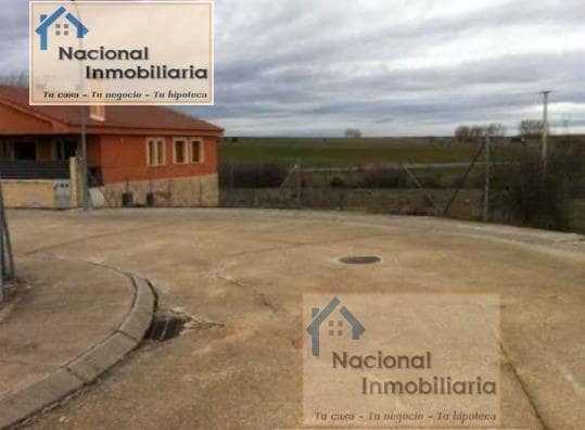 Building Plot for sale in Duruelo - € 24,900 (Ref: 9765347)