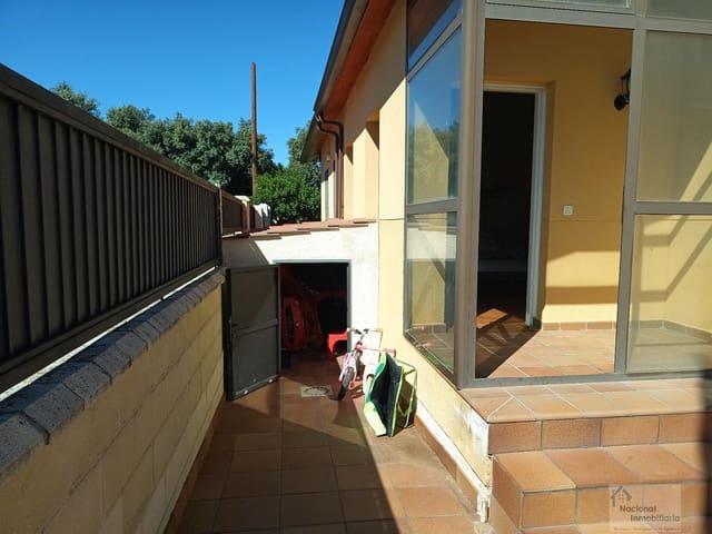 2 bedroom Villa for sale in Ituero y Lama - € 165,000 (Ref: 9765348)