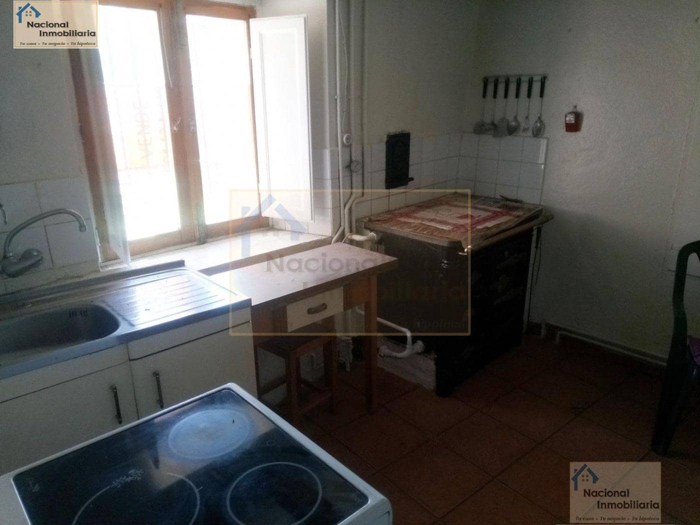 5 soverom Hus til salgs i Torre Val de San Pedro - € 63 000 (Ref: 9765350)