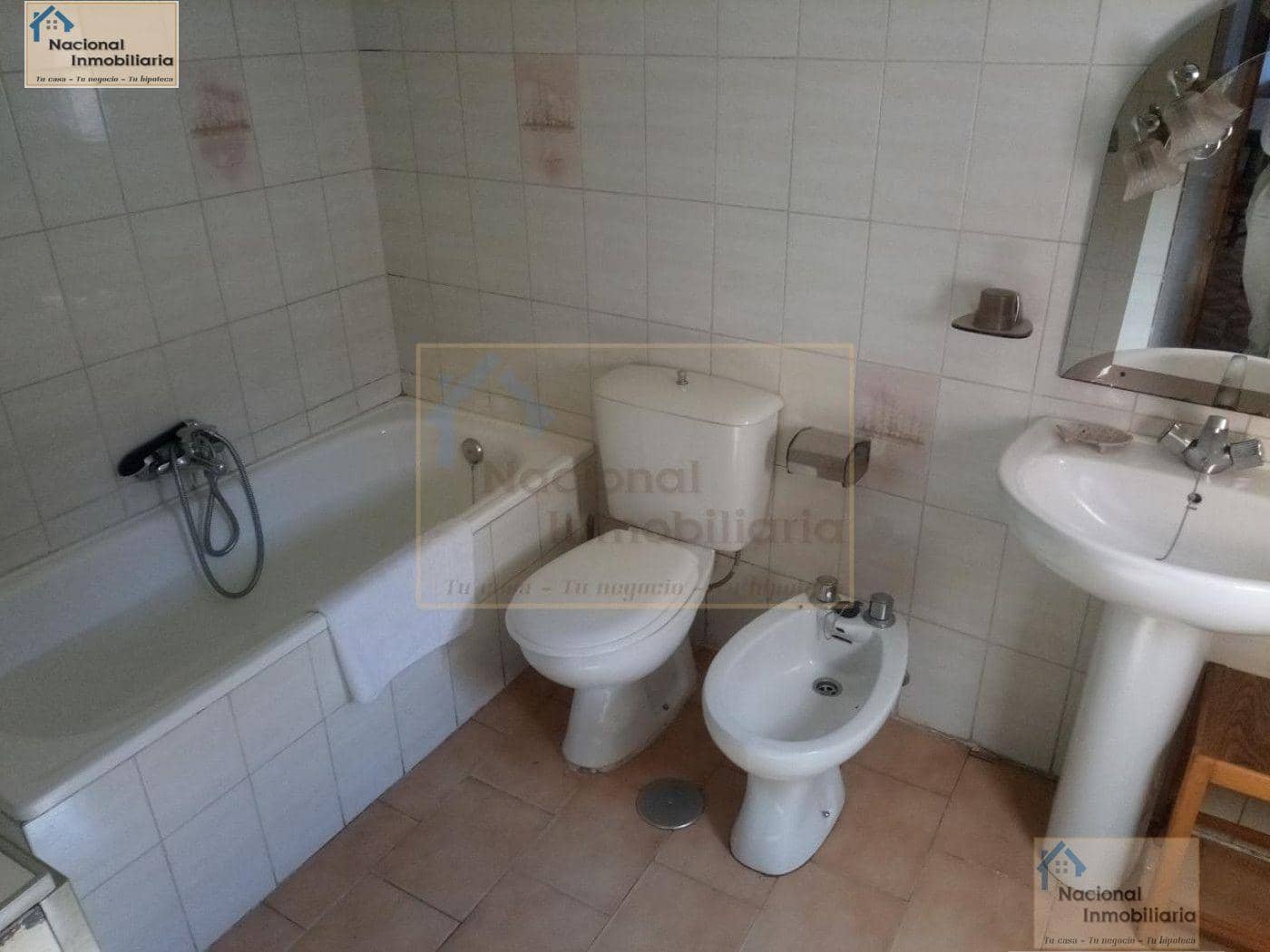 5 soverom Hus til salgs i Torre Val de San Pedro - € 63 000 (Ref: 9765350)