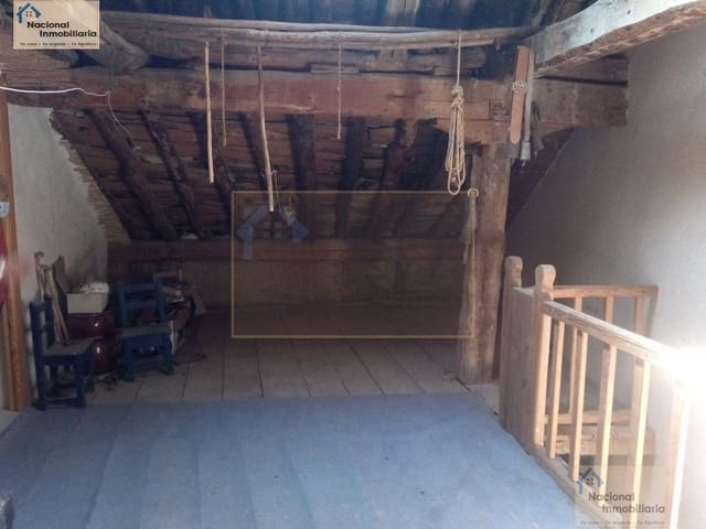 5 soverom Hus til salgs i Torre Val de San Pedro - € 63 000 (Ref: 9765350)