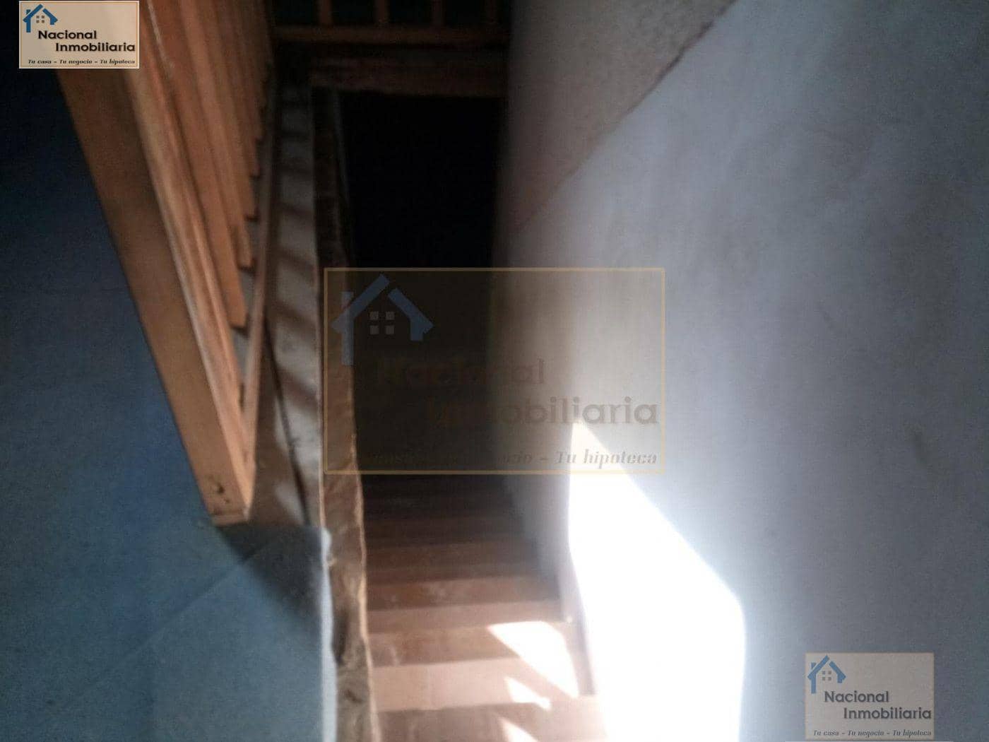 5 soverom Hus til salgs i Torre Val de San Pedro - € 63 000 (Ref: 9765350)