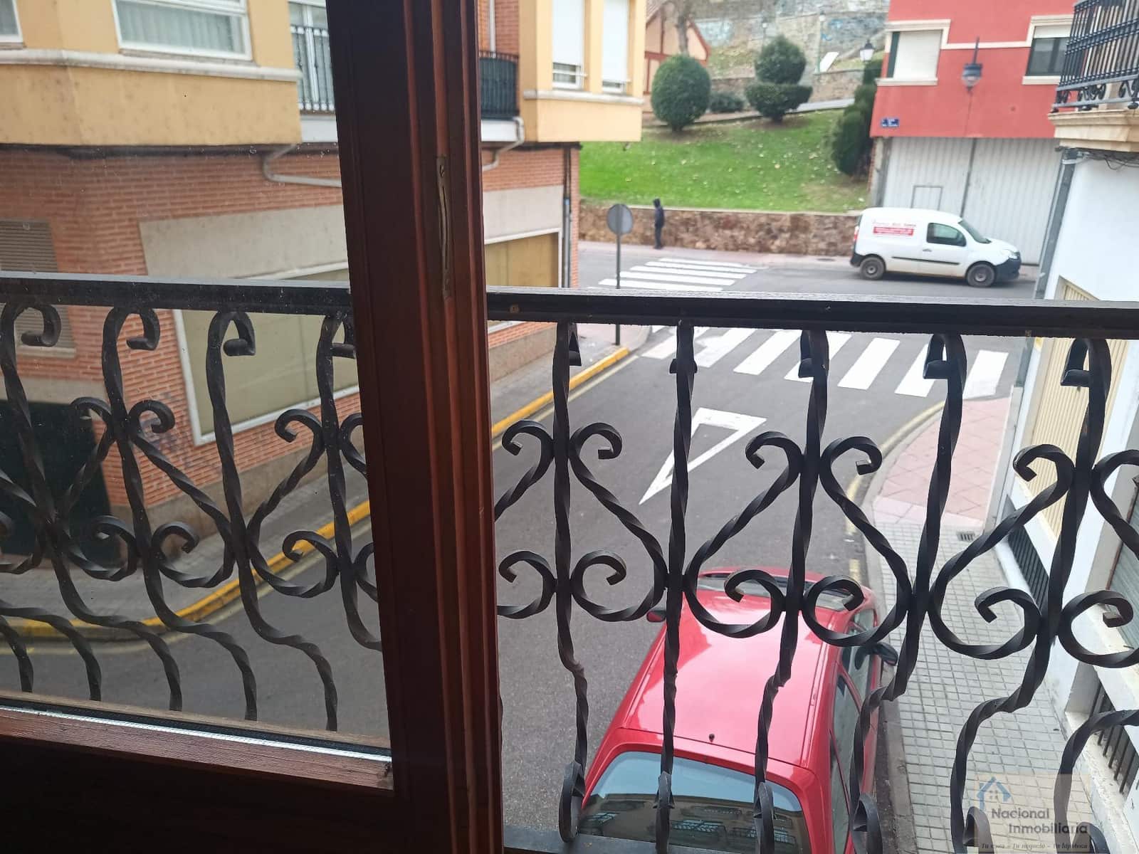 4 bedroom Flat for sale in Benavente - € 69,000 (Ref: 9765351)