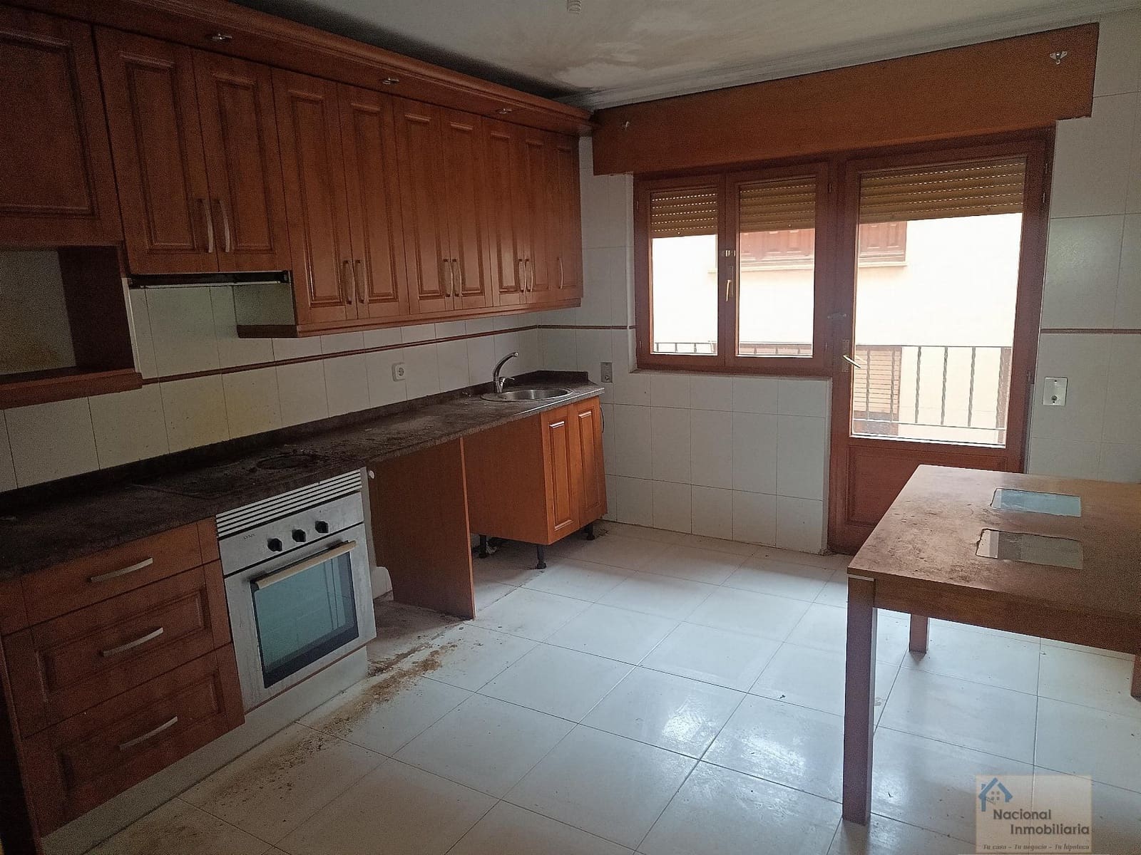 4 bedroom Flat for sale in Benavente - € 69,000 (Ref: 9765351)