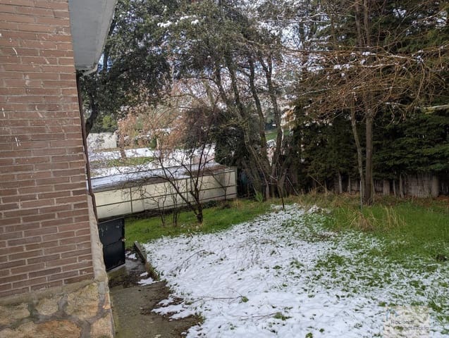 3 bedroom Villa for sale in Ituero y Lama with garage - € 170,000 (Ref: 9765352)