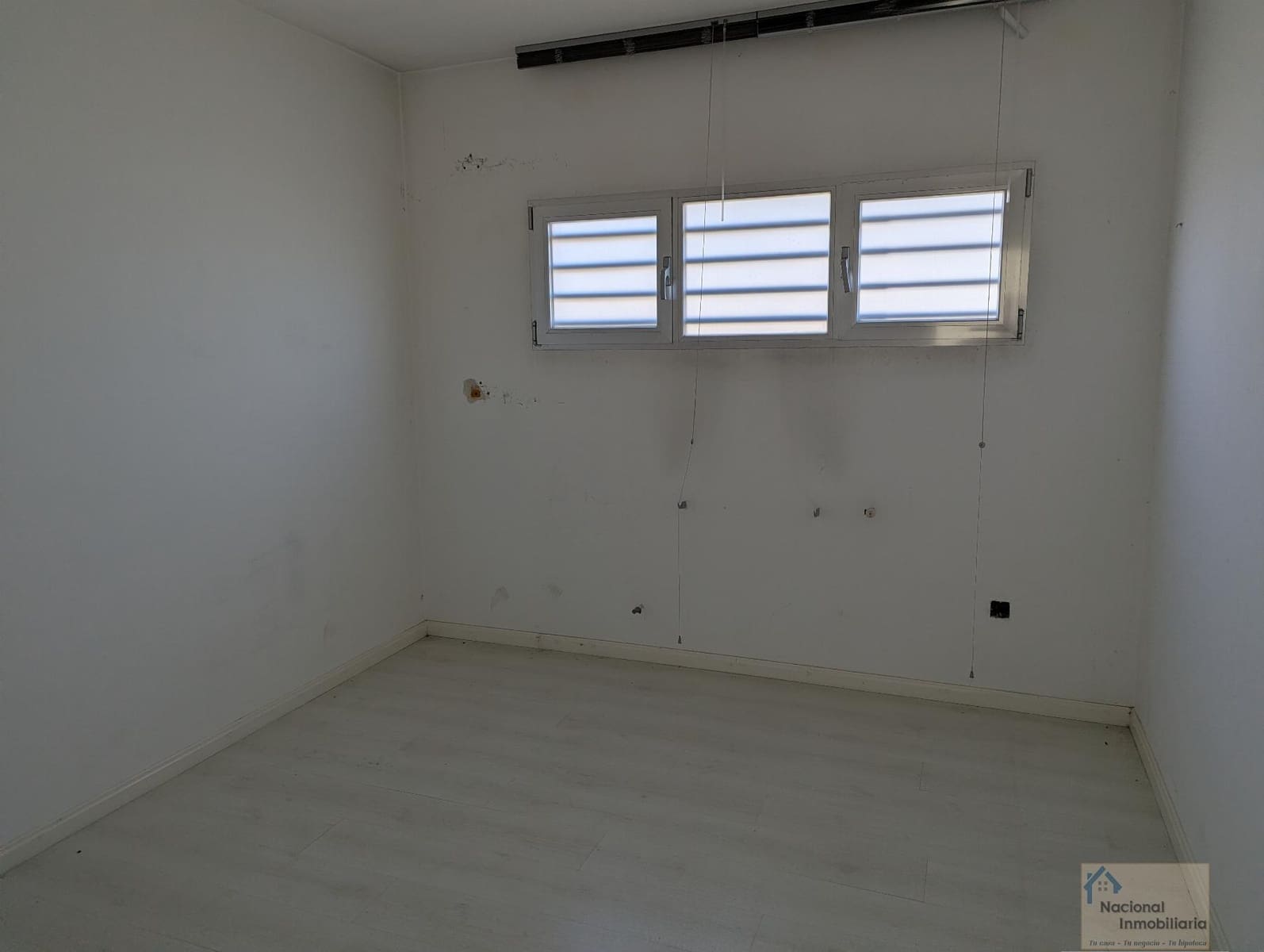 3 bedroom Villa for sale in Becerril de la Sierra with garage - € 545,000 (Ref: 9765353)